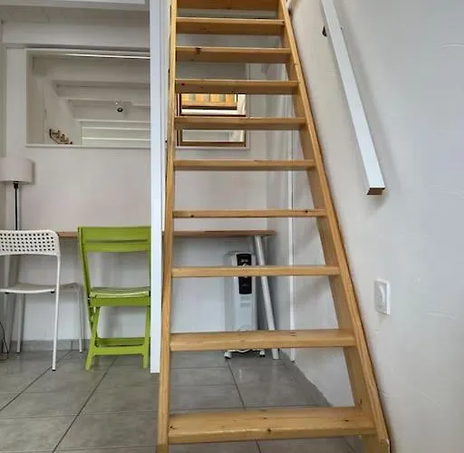 Maisonnette Rdc + Mezzanine Au Bord De L'etang Appartamento