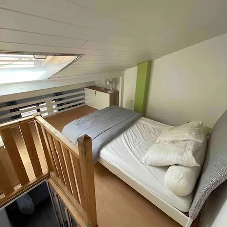 Maisonnette Rdc + Mezzanine Au Bord De L'etang Apartment *